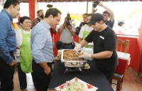 Chicharra para todos en Xcalach&eacute;n