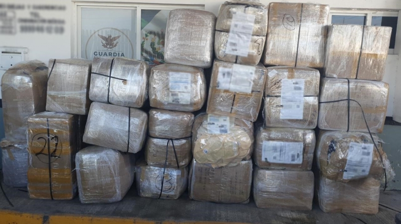 Decomisa GN mercancía por carecer de documentación