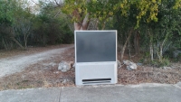 Tiran enorme televisor en Parque Arqueobot&aacute;nico Anikabil