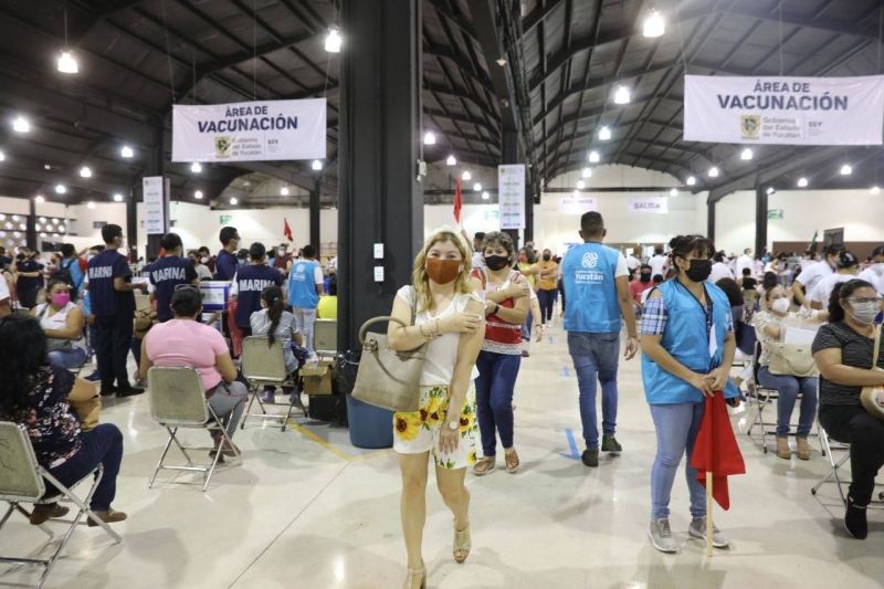 Arranca vacunación de personal docente