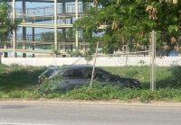 Sufre siniestro vial tras esquivar incidente en Perif&eacute;rico de M&eacute;rida