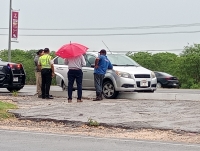 Piso mojado causa siniestro vial en Perif&eacute;rico&nbsp;