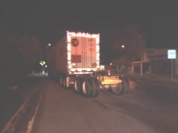 Se desengancha remolque de tr&aacute;iler en movimiento
