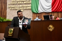 Uso excesivo de protagonismo e insaciable sed de fotos de diputados morenistas: Macari&nbsp;