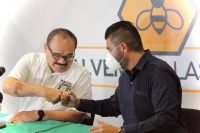 Ram&iacute;rez Mar&iacute;n firma compromiso por la transparencia