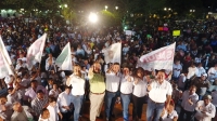 Sahu&iacute; re&uacute;ne a miles de simpatizantes en Tizim&iacute;n