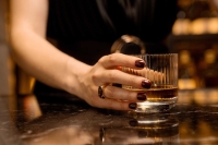 Se elevó consumo de alcohol en pandemia, más en mujeres