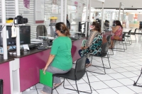 Atiende INE a m&aacute;s de 11 mil personas tras reapertura de m&oacute;dulos