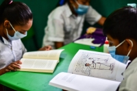 Crece el acervo literario en bibliotecas escolares