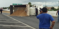 Tr&aacute;gico accidente deja dos muertos en la M&eacute;rida-Motul