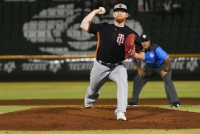 Tigres gana juego y serie ante Leones en el Kukulc&aacute;n