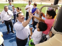 Ren&aacute;n entrega parque en Ciudad Caucel