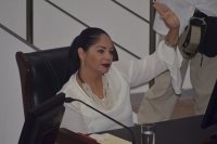 Alista Marena L&oacute;pez su informe de actividades