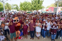 "Huacho" Díaz encabeza preferencias en diversas encuestas