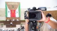 Endurecen penas contra agresores de periodistas