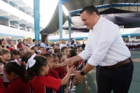 Alcalde Ren&aacute;n Barrera apoya desarrollo c&iacute;vico y educativo de estudiantes