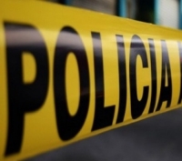 Polic&iacute;a amenaza contra su vida; sube a torre tras ser sancionado