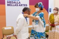 Feliciano S&aacute;nchez Chan recibe la Medalla Bellas Artes 2021