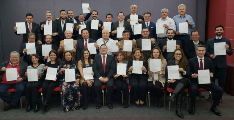 "Huacho" Díaz Mena recibe nombramiento de "superdelegado"