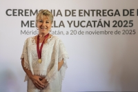 Maricarmen P&eacute;rez recibe Medalla Yucat&aacute;n 2025