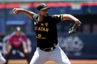 C&eacute;sar Valdez regresa a Grandes Ligas