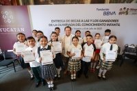 Reconocen a estudiantes destacados de Yucat&aacute;n