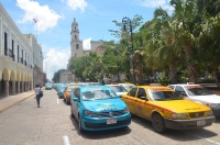 Zapata Bello nos traicion&oacute;: taxistas