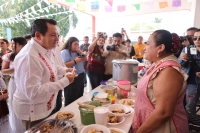 Asiste "Huacho" a la Feria Gastron&oacute;mica de Cansahcab