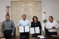 Ren&aacute;n Barrera firma convenio de colaboraci&oacute;n con Inaip