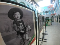 Inauguran la exposici&oacute;n "Retratos Patrios"