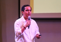 Gerardo Ocampo se re&uacute;ne con juventudes universirarias