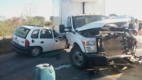 Aparatoso accidente en la M&eacute;rida-Canc&uacute;n deja dos heridos