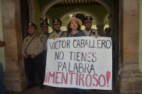 V&iacute;ctor Caballero tambi&eacute;n nos defraud&oacute;: docentes