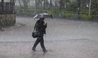 Prev&eacute;n lluvia moderada este s&aacute;bado