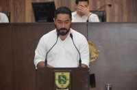 "Agarrón" en Congreso local por despidos y aviadores