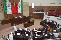 Aprueban ley contra popotes y bolsas de pl&aacute;stico