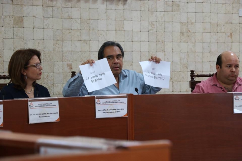 Define Iepac moderadores de primer debate