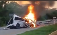 Choque deja 15 personas sin vida