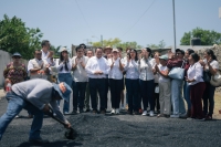 Inician trabajos de bacheo en la colonia Leandro Valle
