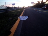 Atropella y mata a trailero en la M&eacute;rida-Campeche y luego huye