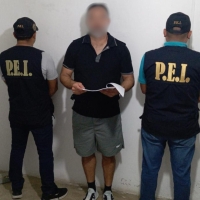 Detienen a presunto ladr&oacute;n de veh&iacute;culo