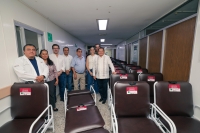 Entregan sillas cama en el Hospital O'Hor&aacute;n
