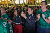Miles festejan en Zonas Fan triunfo de México