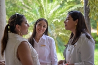 Se re&uacute;ne Vida G&oacute;mez con mujeres empresarias