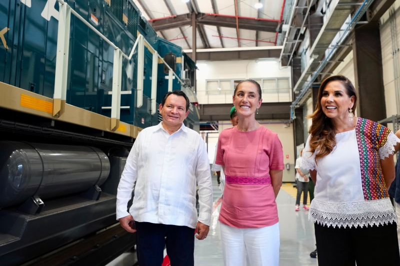 Sheinbaum y Huacho supervisan avances del Tren de Carga