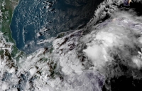 Depresi&oacute;n tropical acecha a la Pen&iacute;nsula de Yucat&aacute;n