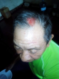 Agrede taxista a adulto mayor