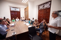 Comisi&oacute;n de Transici&oacute;n conoce situaci&oacute;n administrativa de comuna