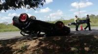 Aparatosa volcadura en el Perif&eacute;rico de M&eacute;rida