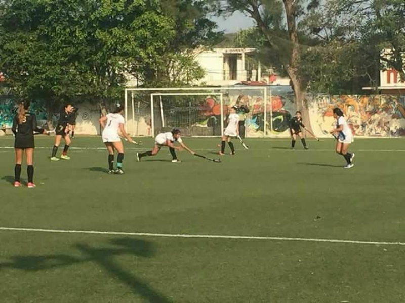 Clasifica equipo femenil de hockey sobre pasto a Olimpiada